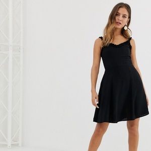 New Look sundress with ruffle edge in black